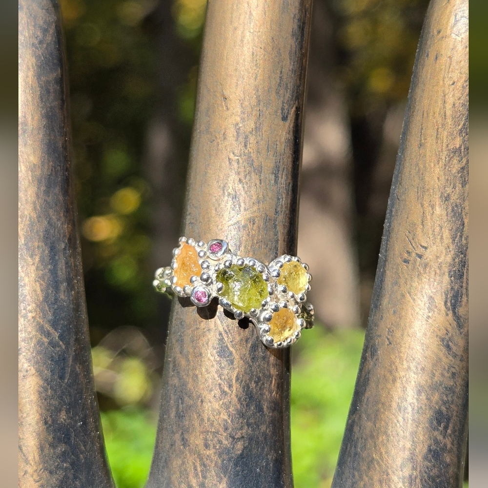 HOST PICK! 🎉🎊Sapphire & Rhodolite Natural Gemstone Sterling & White Gold Sz8 - Picture 5 of 7